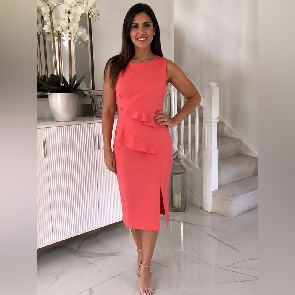 Marciano Coral Frill Pencil Sheath
Dress Size 8